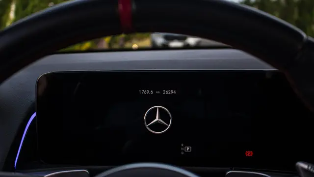 MERCEDES-BENZ GLB 35 AMG