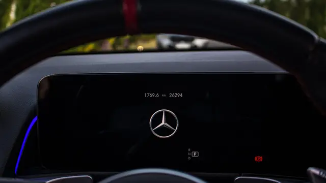 MERCEDES-BENZ GLB 35 AMG