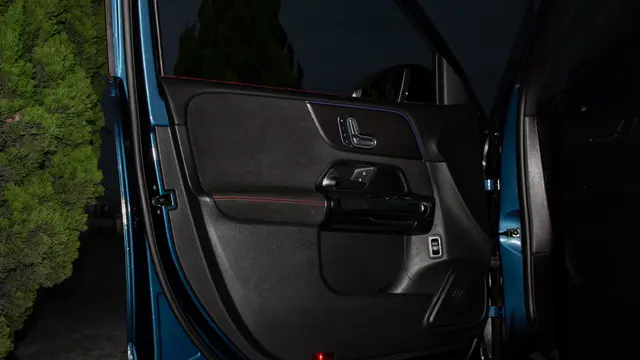 MERCEDES-BENZ GLB 35 AMG