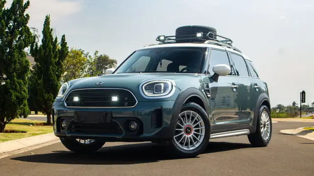 MINI COUNTRYMAN (OVERLAND)