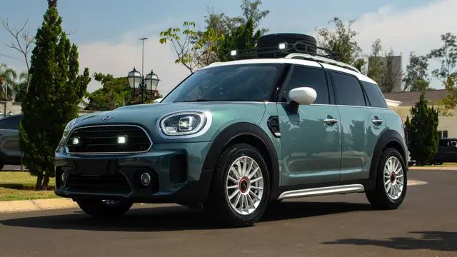 MINI COUNTRYMAN (OVERLAND)