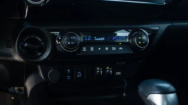 TOYOTA SRX PLUS