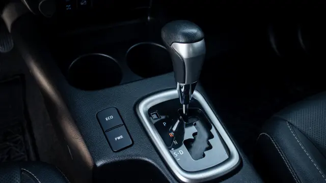 TOYOTA SRX PLUS